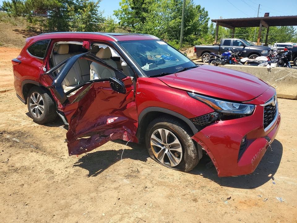 2020 TOYOTA HIGHLANDER XLE XLE 4