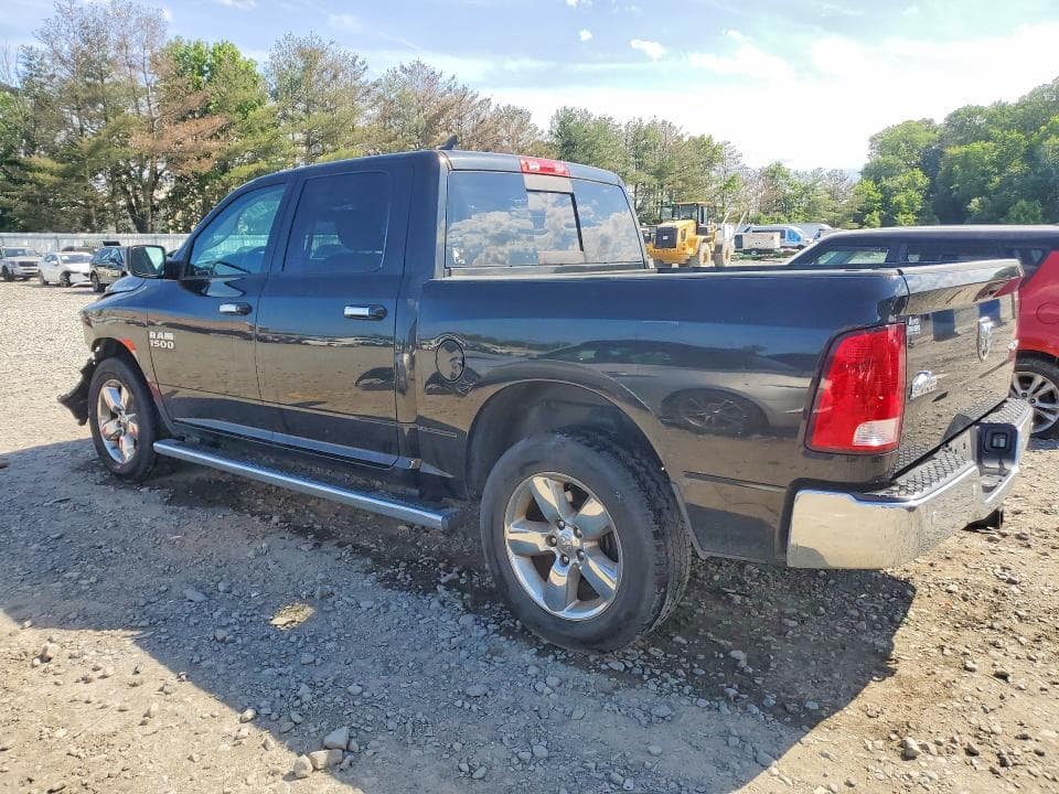 2017 RAM 1500 SLT 2