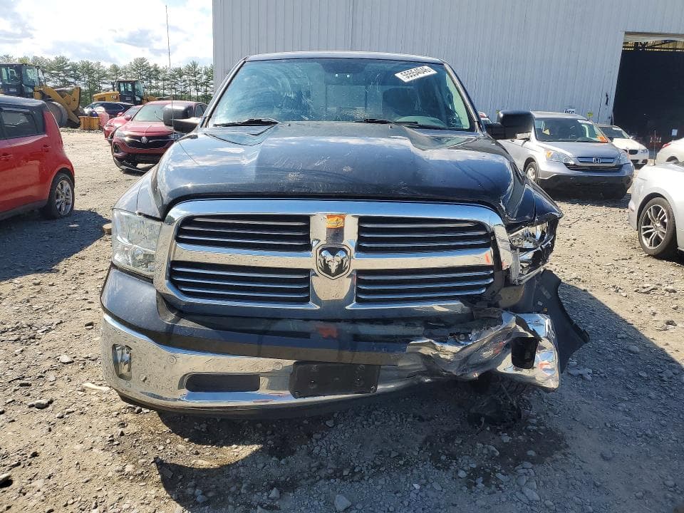 2017 RAM 1500 SLT 5