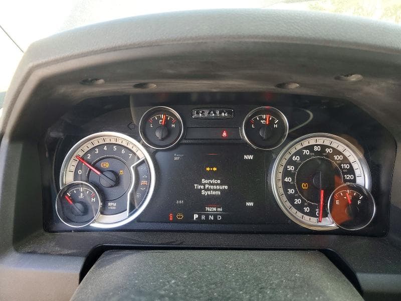 2017 RAM 1500 SLT 9