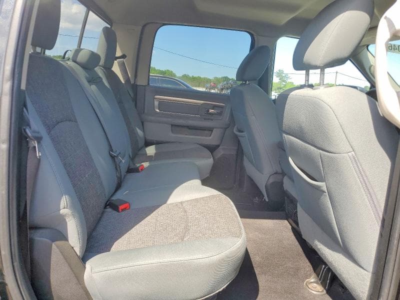 2017 RAM 1500 SLT 10