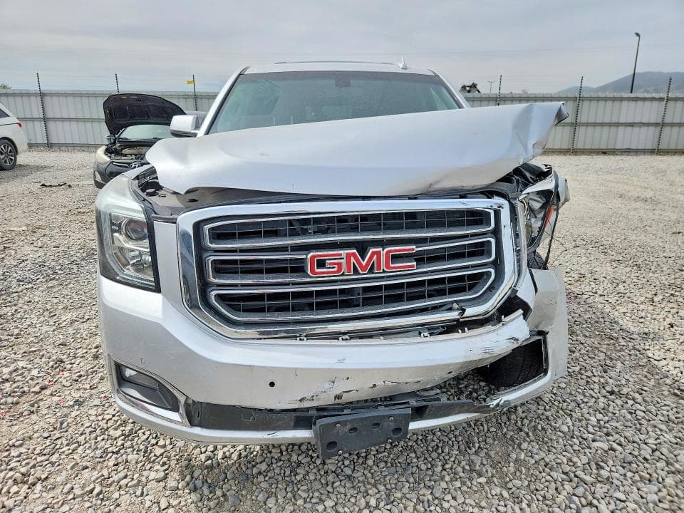 2018 GMC YUKON XL K1500 SLE 5