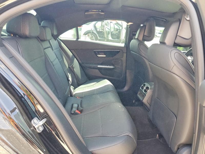 2025 MERCEDES-BENZ C 300 300 10