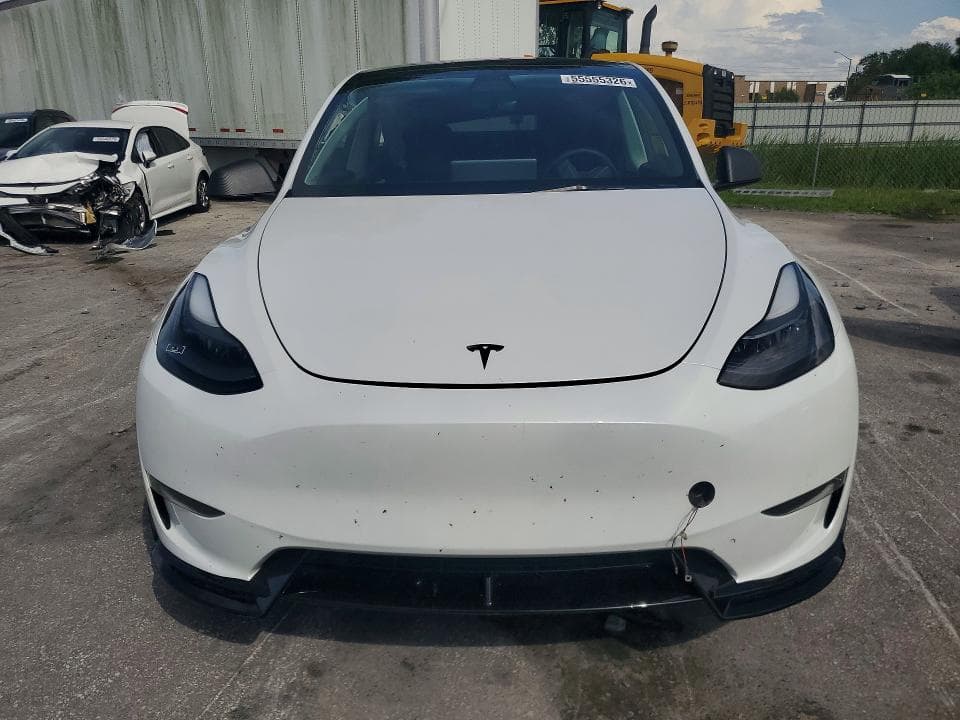 2023 TESLA MODEL Y 5
