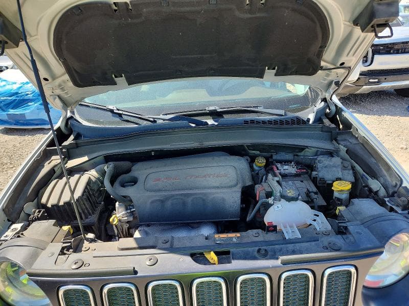 2017 JEEP RENEGADE 11