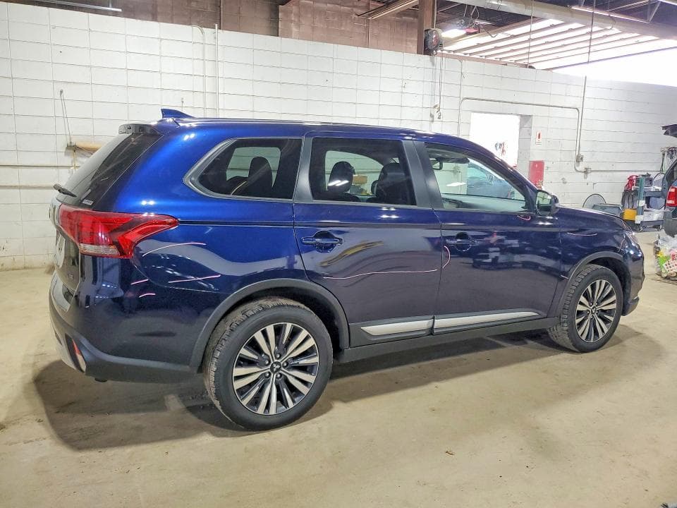 2020 MITSUBISHI OUTLANDER SE SE 3