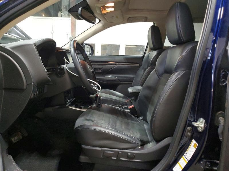 2020 MITSUBISHI OUTLANDER SE SE 7