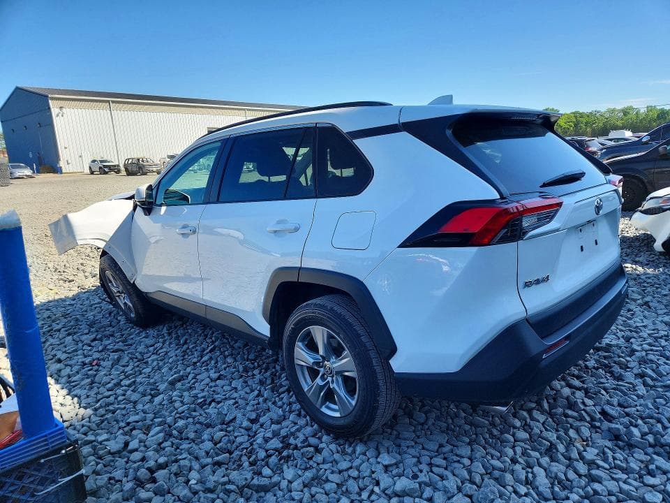 2025 TOYOTA RAV4 XLE XLE 2