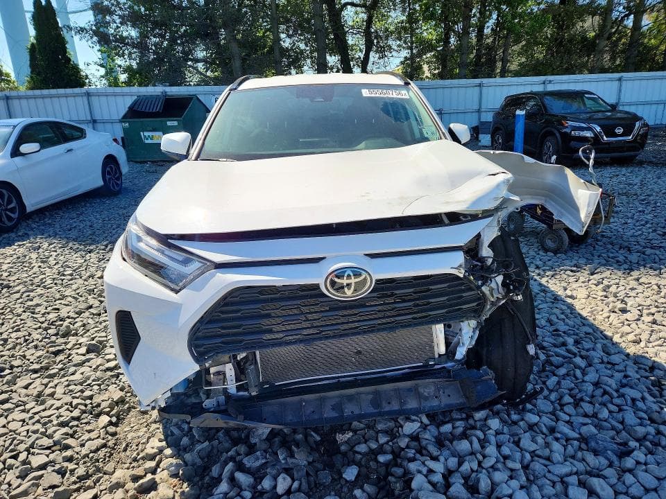 2025 TOYOTA RAV4 XLE XLE 5