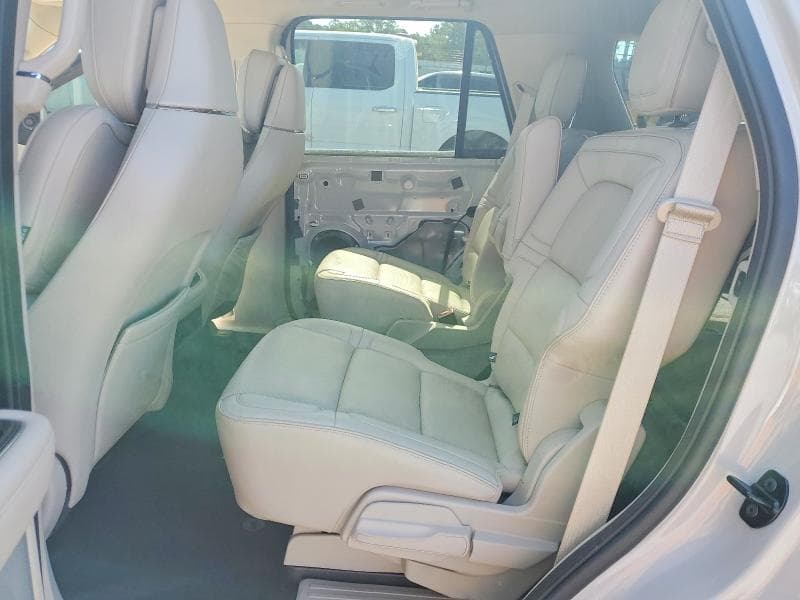2019 LINCOLN NAVIGATOR RESERVE 11