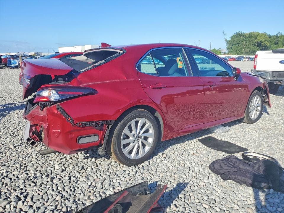 2022 TOYOTA CAMRY LE LE 3