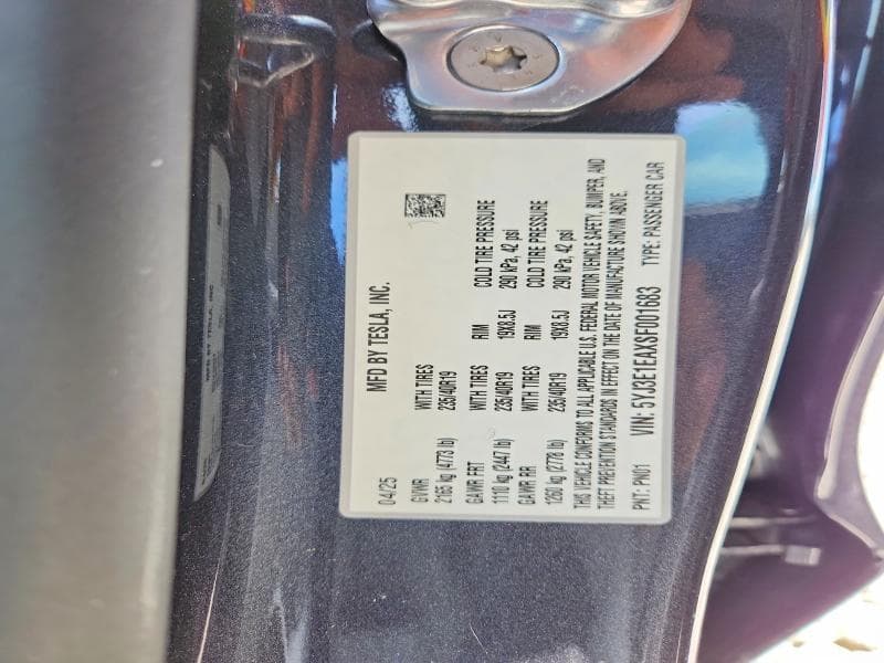 2025 TESLA MODEL 3 12