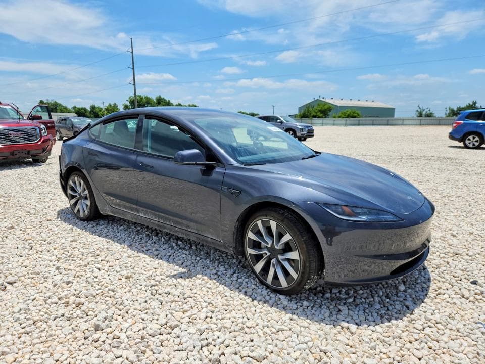 2025 TESLA MODEL 3 4