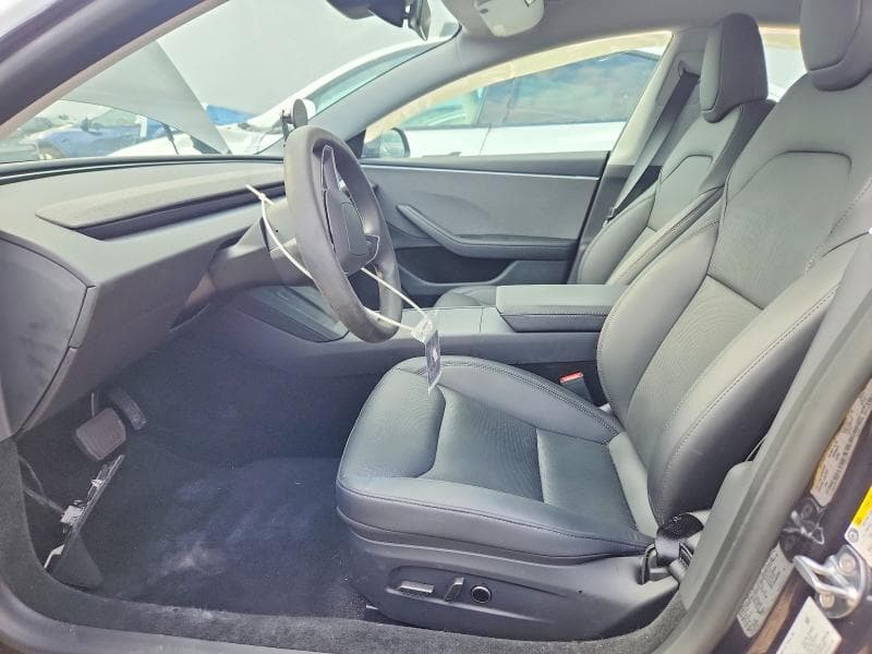 2025 TESLA MODEL 3 7