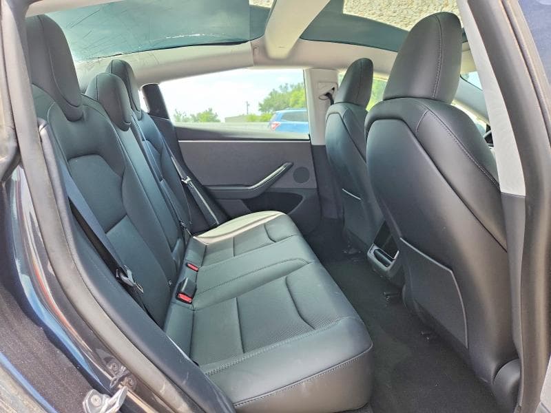 2025 TESLA MODEL 3 10