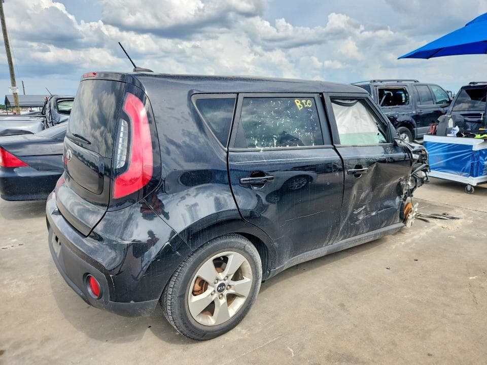 2017 KIA SOUL BASE 3