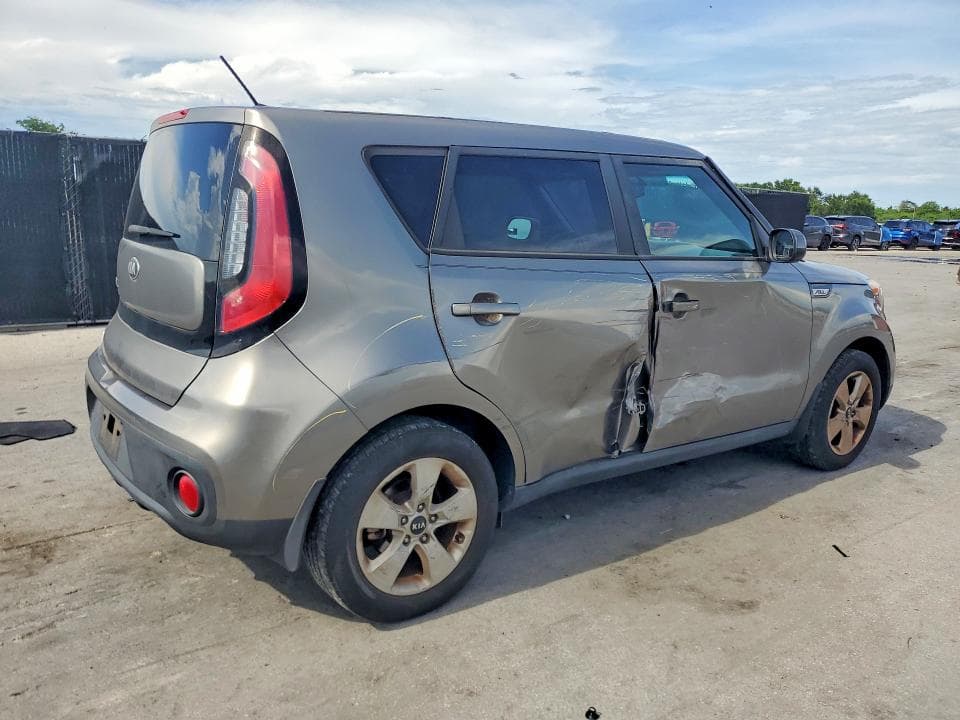 2017 KIA SOUL BASE 3