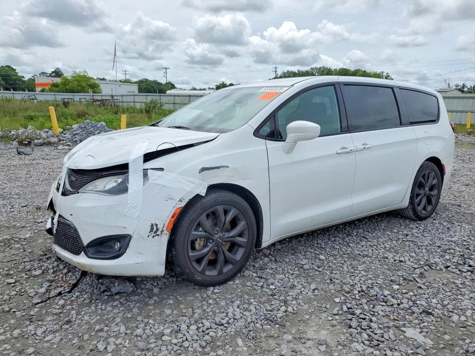 2019 CHRYSLER PACIFICA TOURING PLUS 1