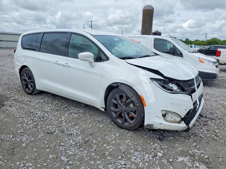2019 CHRYSLER PACIFICA TOURING PLUS 4