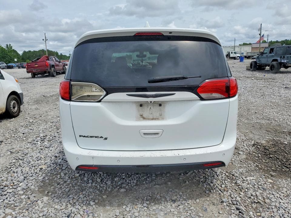 2019 CHRYSLER PACIFICA TOURING PLUS 6