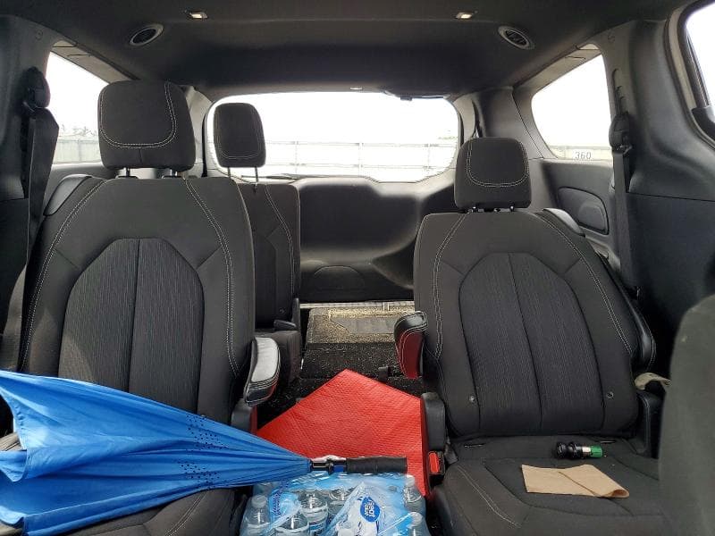 2019 CHRYSLER PACIFICA TOURING PLUS 10