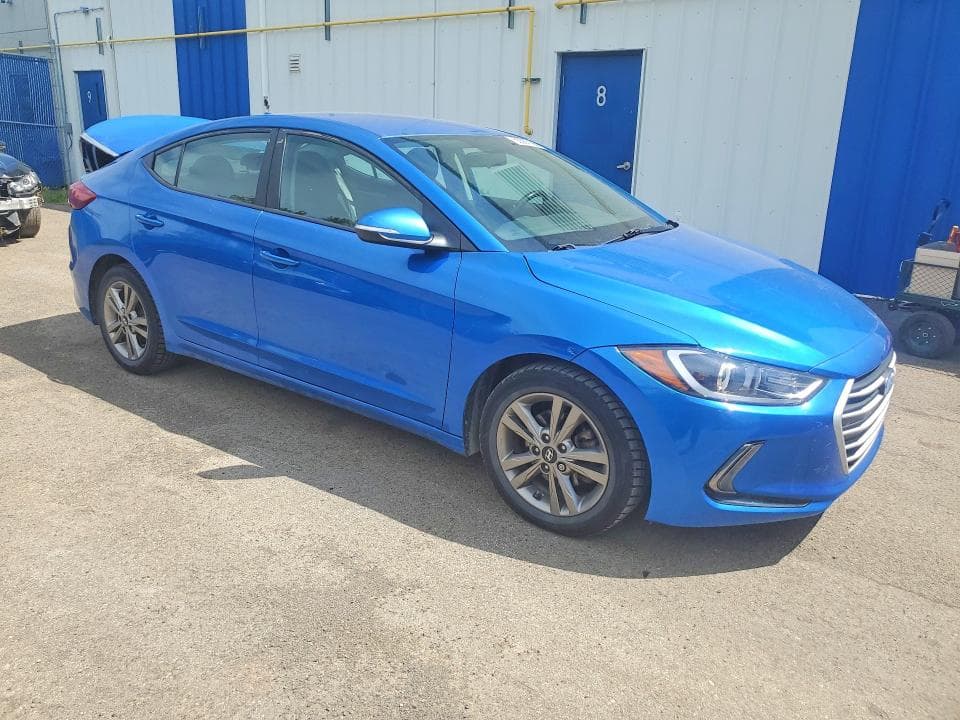 2017 HYUNDAI ELANTRA SE 4