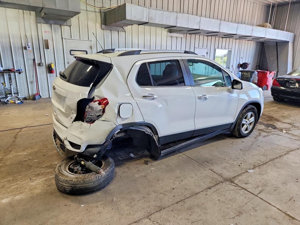 2017 CHEVROLET TRAX 1LT 3