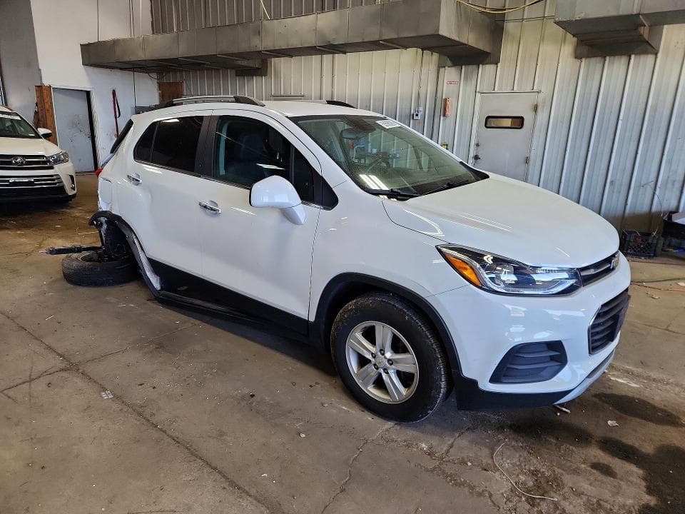 2017 CHEVROLET TRAX 1LT 4