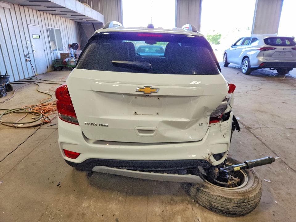2017 CHEVROLET TRAX 1LT 6