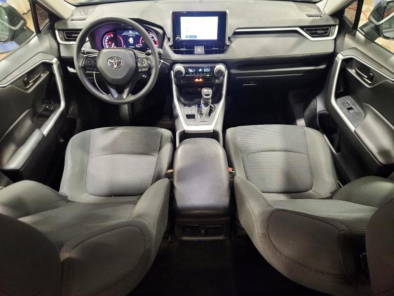 2023 TOYOTA RAV4 LE 8