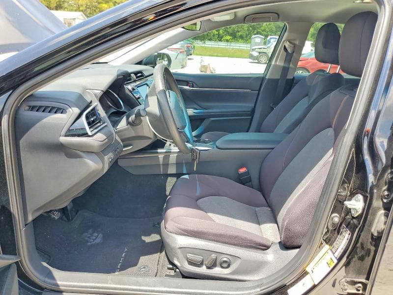 2018 TOYOTA CAMRY LE 7