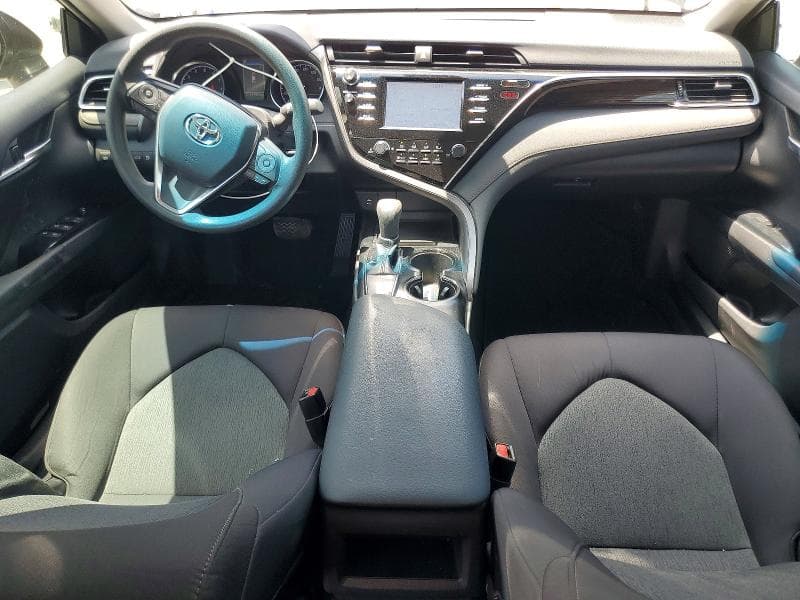 2018 TOYOTA CAMRY LE 8