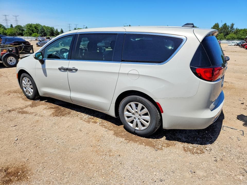 2019 CHRYSLER PACIFICA L 2