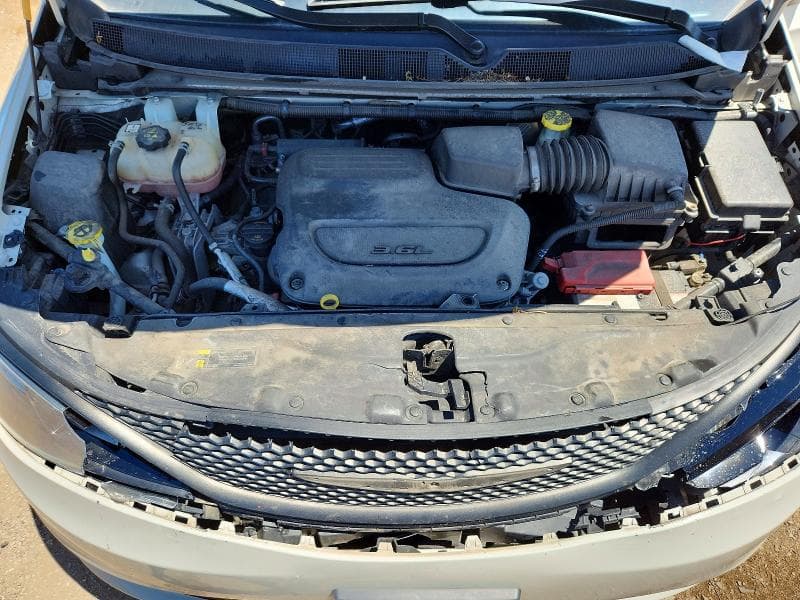2019 CHRYSLER PACIFICA L 12