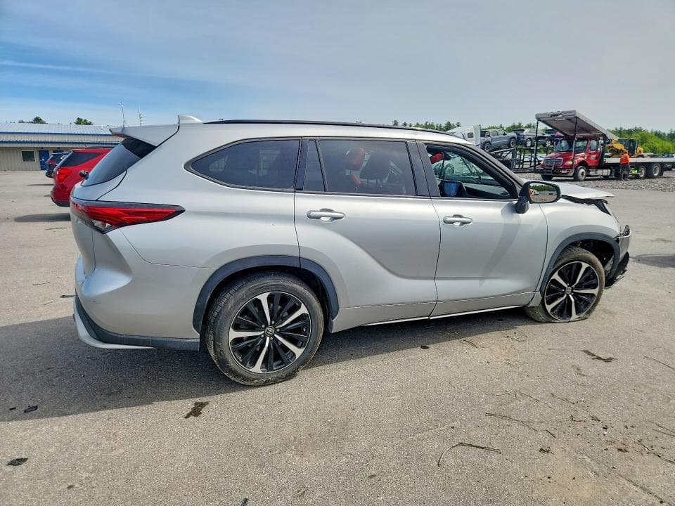 2021 TOYOTA HIGHLANDER XSE XSE 3