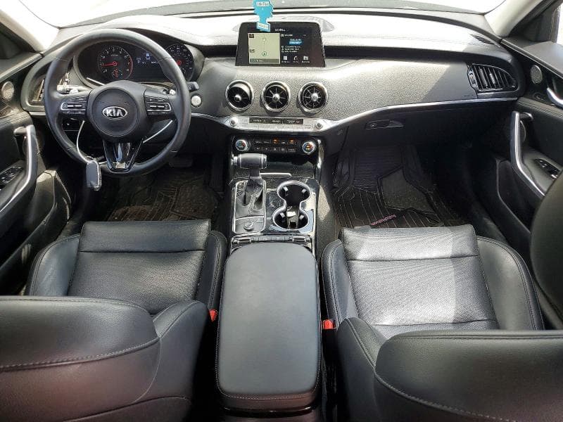 2019 KIA STINGER BASE 8