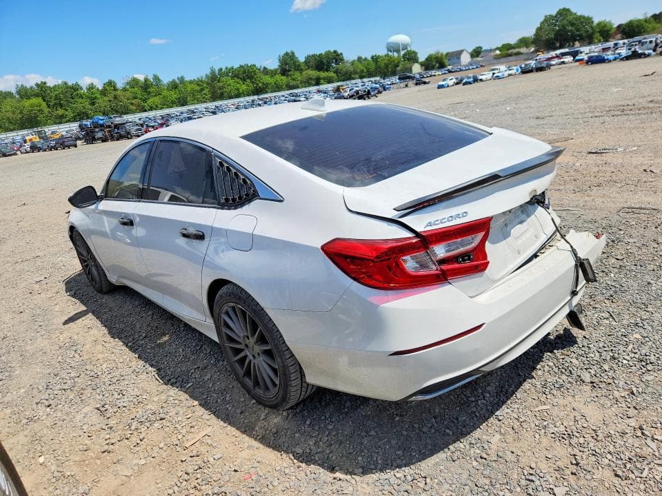 2018 HONDA ACCORD LX 2