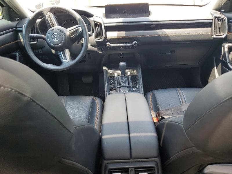 2025 MAZDA CX-50 8
