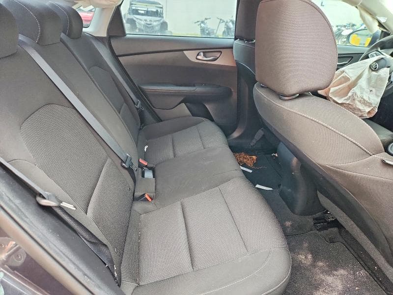 2020 KIA FORTE LXS 10