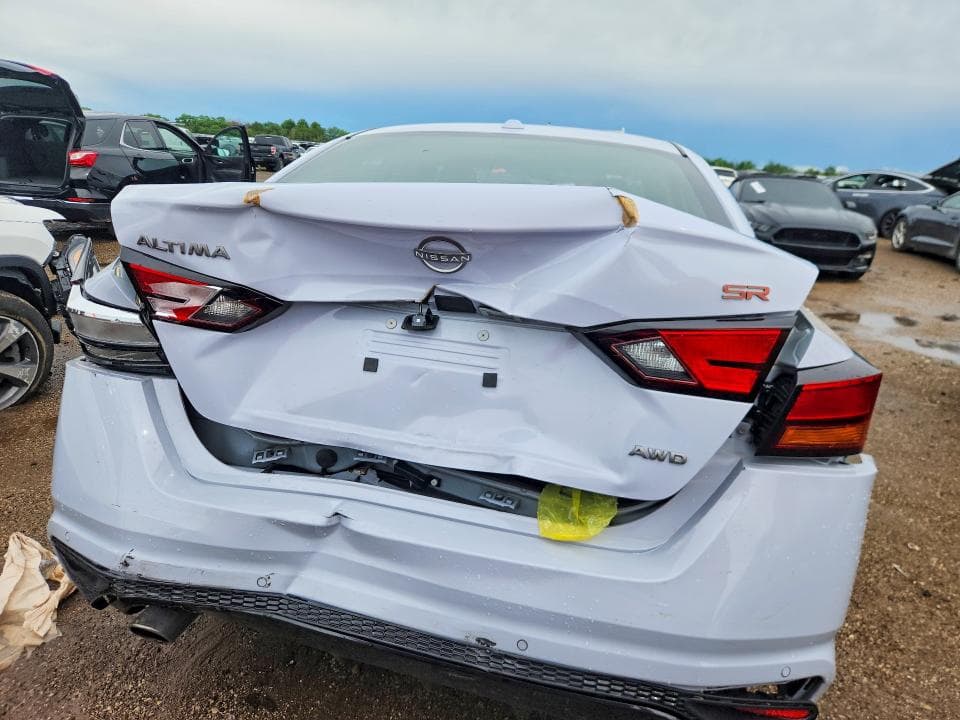 2024 NISSAN ALTIMA SR 6