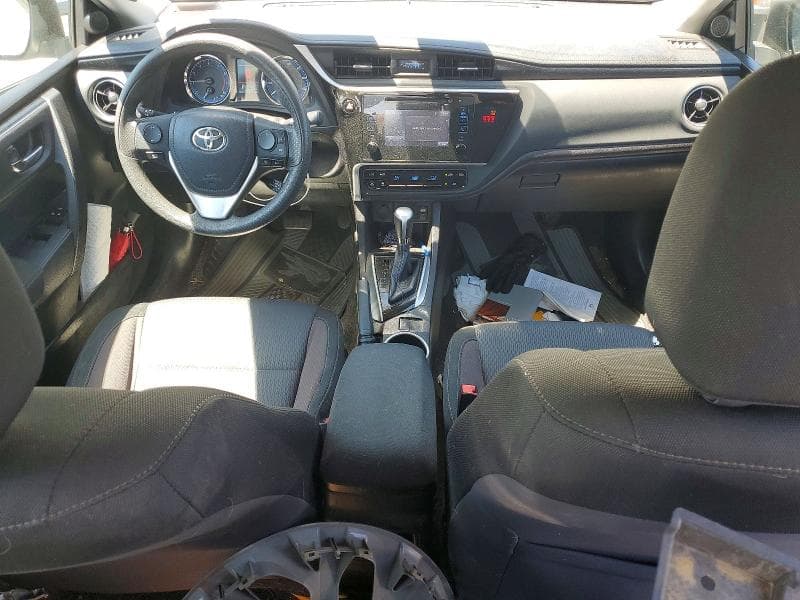 2018 TOYOTA COROLLA LE LE 8