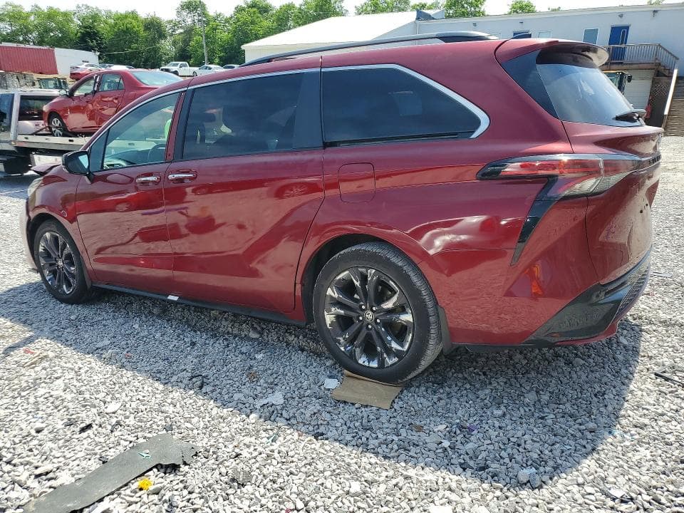 2022 TOYOTA SIENNA XSE XSE 2