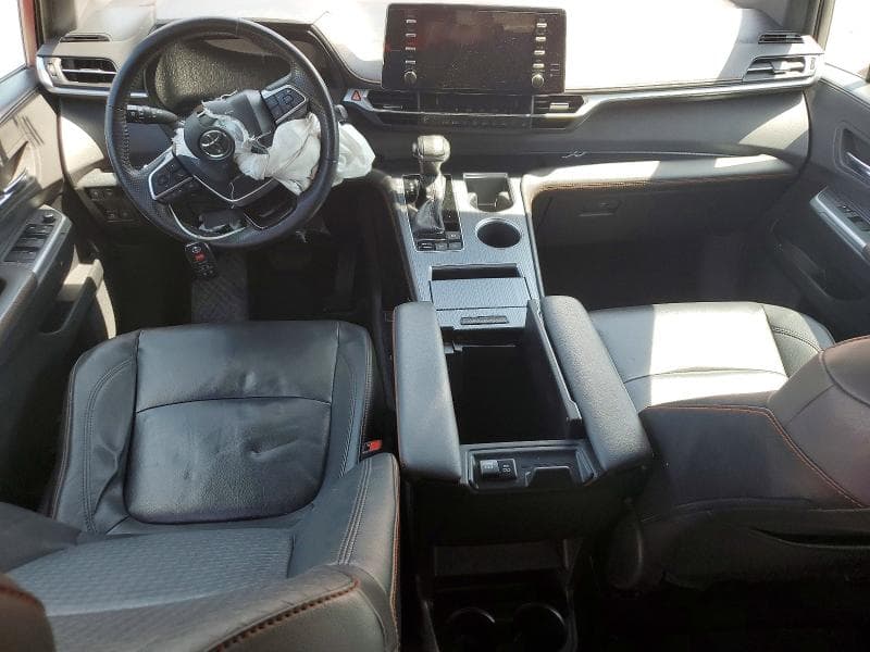 2022 TOYOTA SIENNA XSE XSE 8