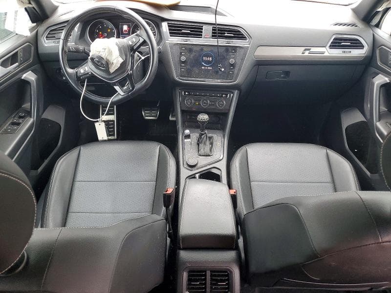 2021 VOLKSWAGEN TIGUAN SE 8