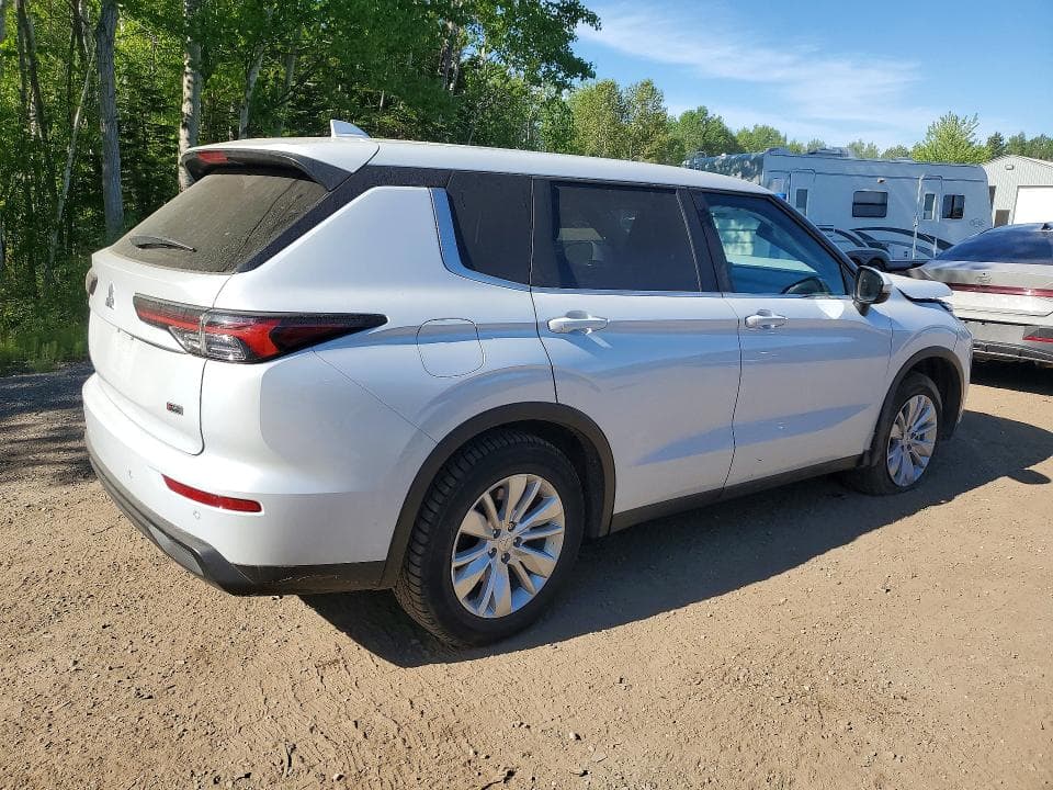 2025 MITSUBISHI OUTLANDER ES 3
