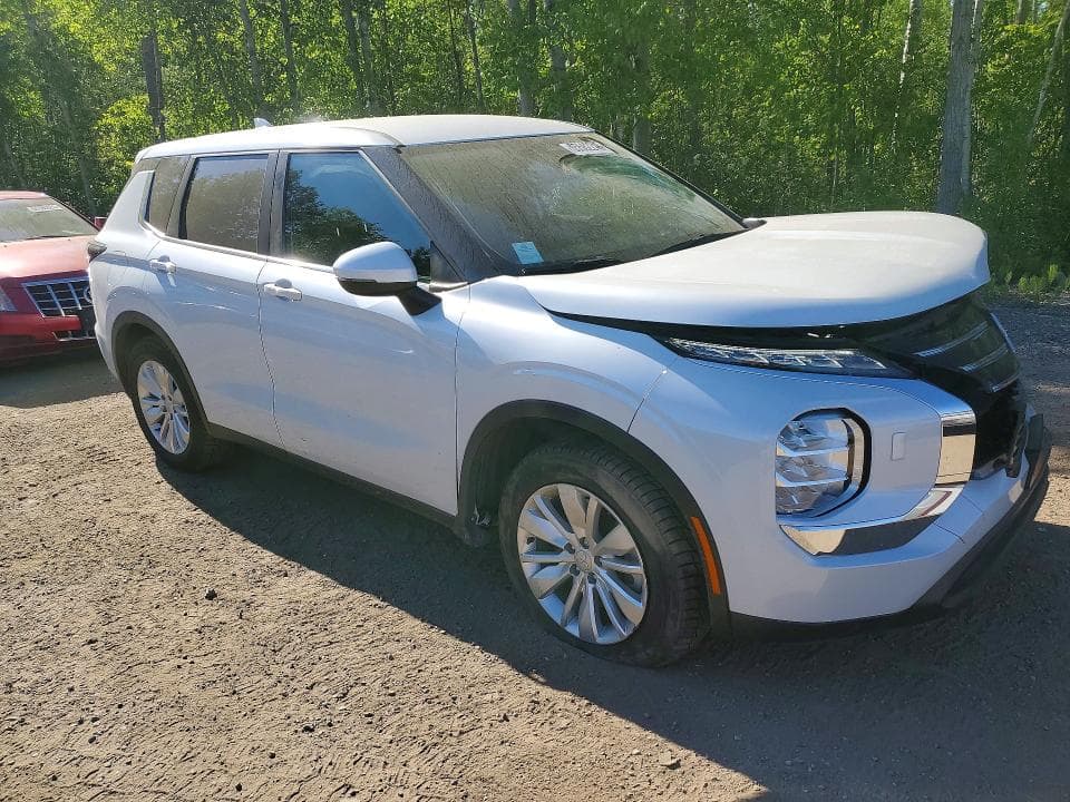 2025 MITSUBISHI OUTLANDER ES 4