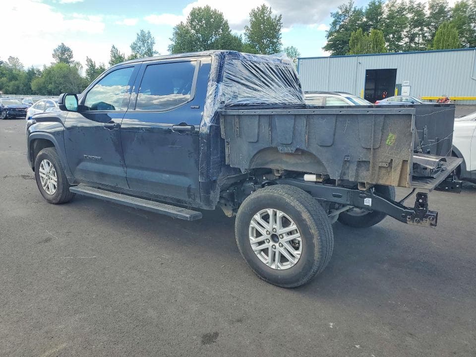 2024 TOYOTA TUNDRA SR5 2