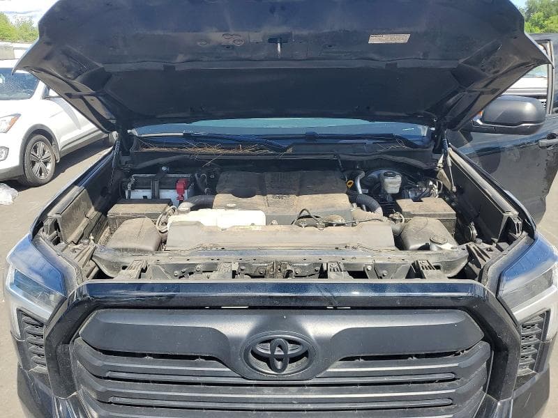 2024 TOYOTA TUNDRA SR5 11