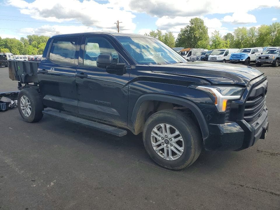 2024 TOYOTA TUNDRA SR5 4