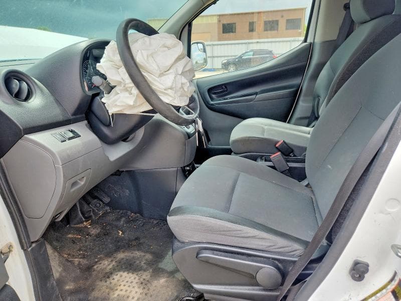 2019 NISSAN NV200 SV SV 7